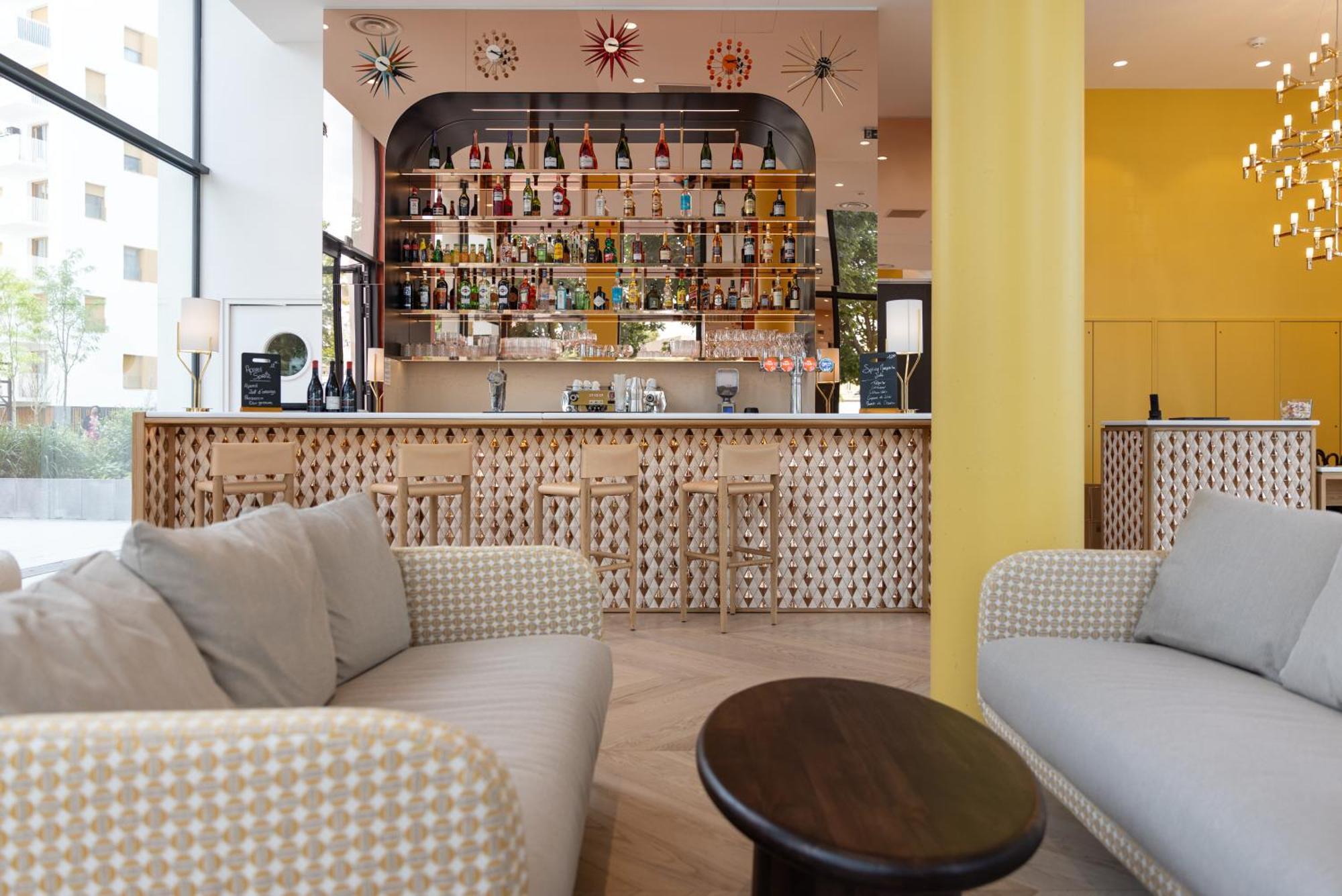 Hotel Kyriad Prestige Paris Asnieres Exterior foto