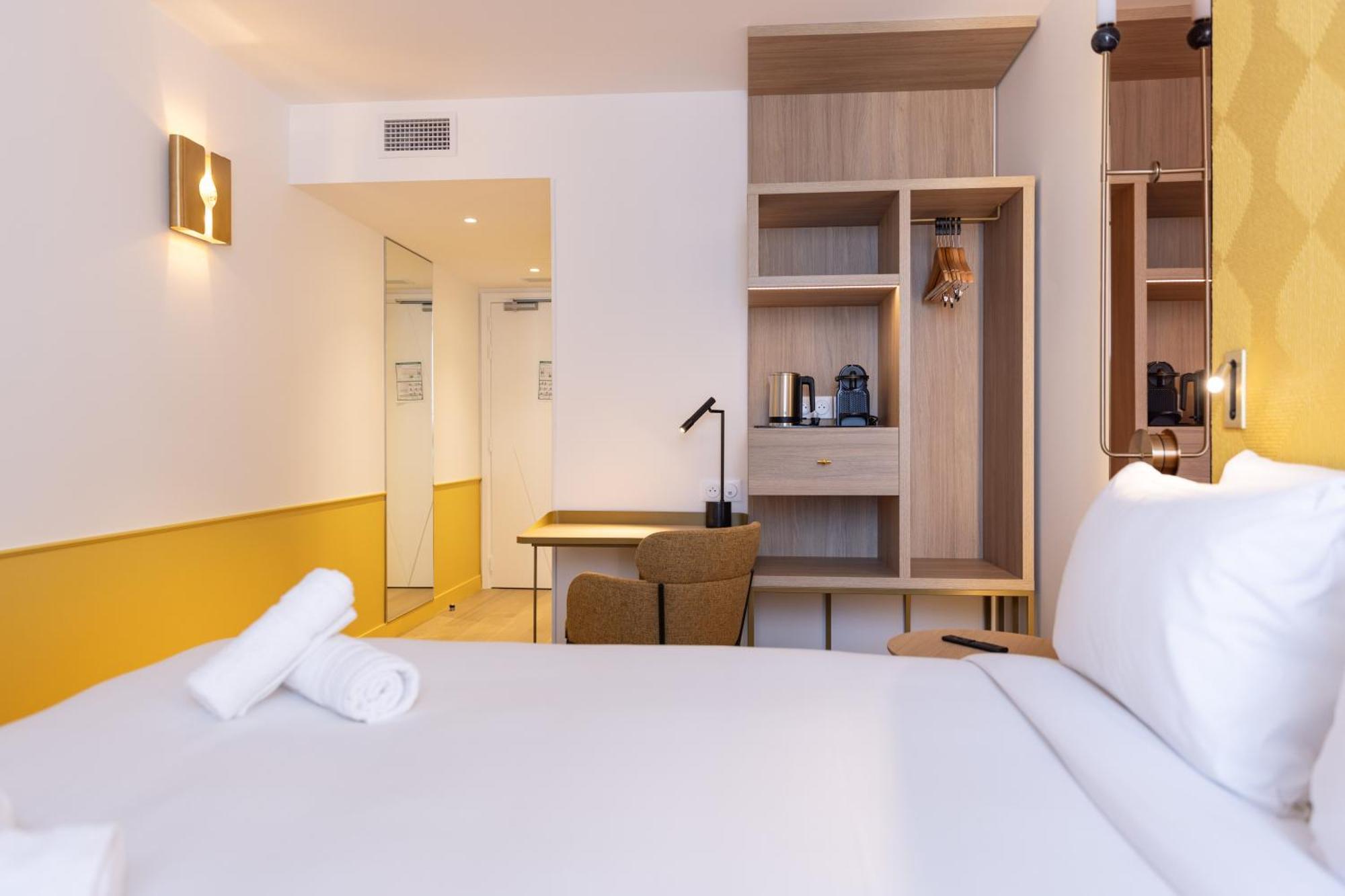 Hotel Kyriad Prestige Paris Asnieres Exterior foto